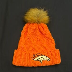 Women’s Denver Broncos Orange Knit Pom-Pom Beanie